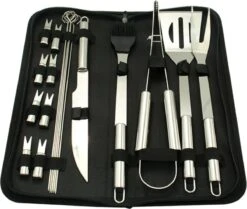 Krumble 18-delige Barbecue Set / Roestvrijstalen BBQ Set Van 18 / Inclusief Handige Opbergtas - RVS -Barbecues Winkel 1200x1014