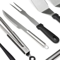 BBQ Gereedschapset - Opbergtas - BBQ Accessoires - BBQ Tang - BBQ Set - BBQ Borstel - BBQ Gereedschap - Roestvrij Staal 13 BBQ Gereedschapset - Opbergtas - BBQ Accessoires - BBQ Tang - BBQ Set - BBQ Borstel - BBQ Gereedschap - Roestvrij Staal -Barbecues Winkel 1200x1200 137