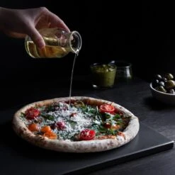 Navaris Pizzasteen XL Voor Oven En Barbecue - Rechthoekige Pizzaplaat 38 X 30 Cm - Inclusief Receptenboek - Keramisch Geglazuurd - Zwart 26 Navaris Pizzasteen XL Voor Oven En Barbecue - Rechthoekige Pizzaplaat 38 X 30 Cm - Inclusief Receptenboek - Keramisch Geglazuurd - Zwart -Barbecues Winkel 1200x1200 237