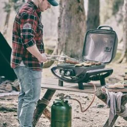 Burnhard Draagbare 2-Branders Gasbarbecue - Afdekhoes - BBQ Wayne -Barbecues Winkel 1200x1200 635