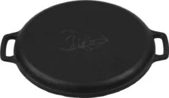 Valhal Outdoor Skillet / Plancha / Koekenpan - Gietijzer - Diameter 35cm, Twee Handvatten, VH35F 29 Valhal Outdoor Skillet / Plancha / Koekenpan - Gietijzer - Diameter 35cm, Twee Handvatten, VH35F -Barbecues Winkel 1200x698