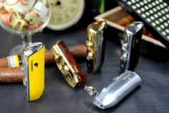 Cohiba® Sigarenaansteker - Sigarenboor - Sigaren - Sigaar - Cohiba Aansteker - Sigarenboor - Sigaren Accessoires - Sigarenknipper - Sigaar Aansteker - Cohiba - Incl. Luxe Geschenkdoos - Rood 32 Cohiba® Sigarenaansteker - Sigarenboor - Sigaren - Sigaar - Cohiba Aansteker - Sigarenboor - Sigaren Accessoires - Sigarenknipper - Sigaar Aansteker - Cohiba - Incl. Luxe Geschenkdoos - Rood -Barbecues Winkel 1200x800 22