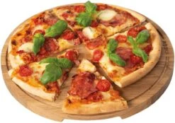 Boska Pizzaplank Friends L - BBQ Accessoires - Eikenhout - Handige Opvanggeul - Ø 34 Cm -Barbecues Winkel 1200x844