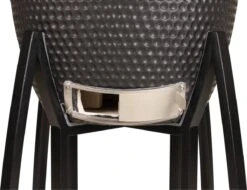 Patton - Kamado 21" - Premium Black - Keramische Barbecue - Incl. Bluetooth Kerntemperatuurmeter - LED Verlichting - Large - Compleet - Zwart -Barbecues Winkel 1200x923