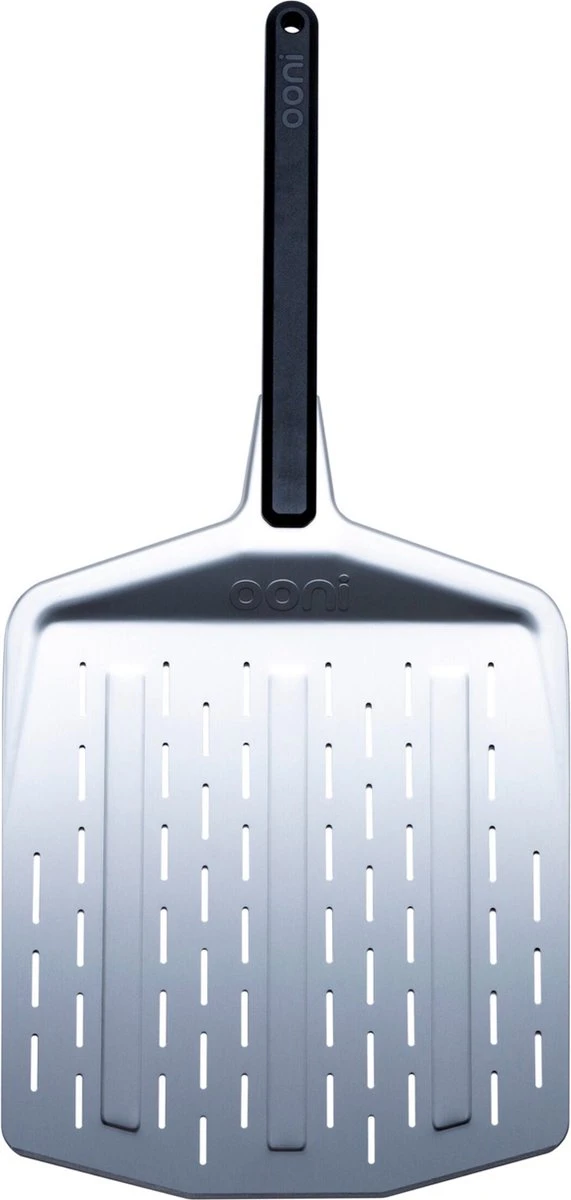 Ooni Pizzaschep Aluminium - Perforated Pizza Peel 12 Inch 3 Ooni Pizzaschep Aluminium - Perforated Pizza Peel 12 Inch