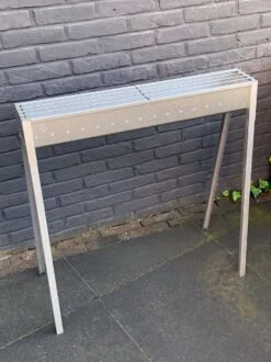 Spiedini Saté-bbq Bali 80 - Saté Houtskoolbarbecue Met Horizontaal Rooster - 80 Cm Lang, 11 Cm Breed - Materiaal: Gealuminiseerd Ijzer -Barbecues Winkel 899x1200 13