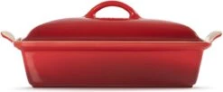 Le Creuset - Ovenschaal Met Deksel - 33 X 22.5 X 8 Cm - Kersenrood 11 Le Creuset - Ovenschaal Met Deksel - 33 X 22.5 X 8 Cm - Kersenrood -Barbecues Winkel 1200x495