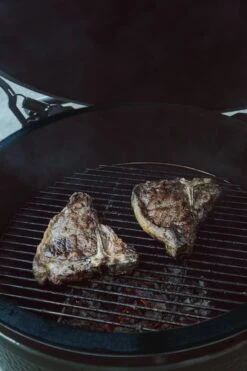 Kamado Vilt | BBQ Vilt | 3 Mm Dik ZWART | Kamado Vervangingsvilt | Hitteseal / Luchtseal BBQ | Geschikt Voor: Big Green Egg, Black Bastard, Kamado Joe, Big Joe & Grill Guru 12 Kamado Vilt | BBQ Vilt | 3 Mm Dik ZWART | Kamado Vervangingsvilt | Hitteseal / Luchtseal BBQ | Geschikt Voor: Big Green Egg, Black Bastard, Kamado Joe, Big Joe & Grill Guru -Barbecues Winkel 800x1200